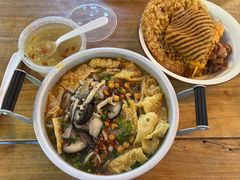 -丽丽三鲜螺蛳粉(田林路店)