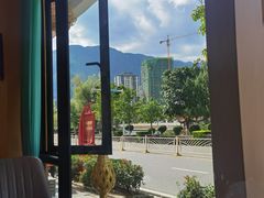 -傣家寨花园主题餐厅