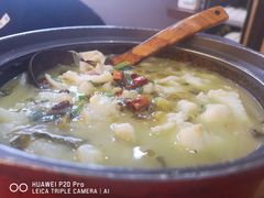 -周鱼小馆石锅酸菜鱼(活力汇店)