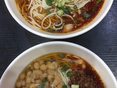 -秦云老太婆摊摊面(磁器口店)