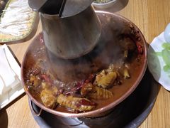 鸡腿肉-超越炭火牛蛙火锅鸡(河东店)