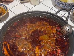 -旧街市鲜货老火锅(大光路店)