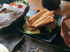 -湊湊火锅·茶憩(南京东路悦荟店)