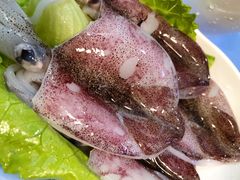 鲜红鱿鱼-拾下卜卜贝•海鲜火锅