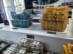 -正飞鲜奶(吐鲁番路店)