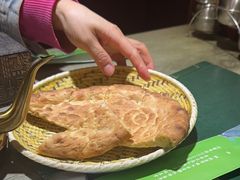 -巴依兄弟西域美食(机场店)