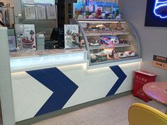 -DQ·蛋糕·冰淇淋(融创茂店)