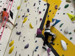 -问山MountQuest攀岩馆