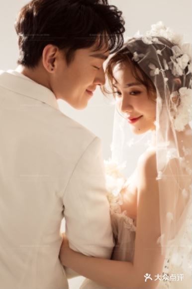 我终于跟老公补拍了婚纱照！