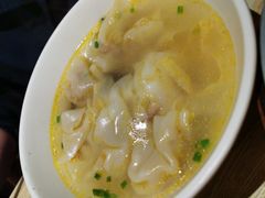 鸡汤馄饨-鸡鸣汤包(复地活力广场店)