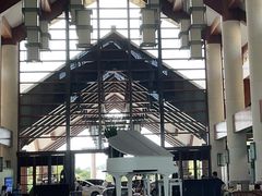 -亚龙湾喜来登·美景台大堂吧