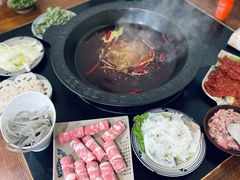 -重庆故事姊妹老火锅(财经学院店)