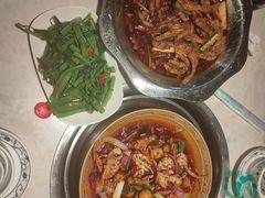 -休记光头香辣蟹干锅店(衣冠庙店)