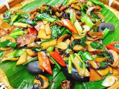 -云海肴·汽锅鸡·云南菜(天山百盛优客店)