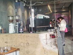 -BE NORMAL CAFE(霞溪路店)