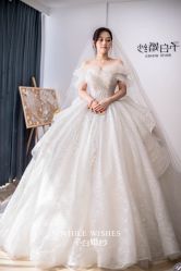 -予白婚纱礼服馆