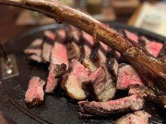 -恰餐厅及酒吧 CHAR Bar & Grill (北京丽都皇冠假日店)