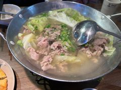 -肖四女乐山跷脚牛肉(南汇大学城生活广场店)