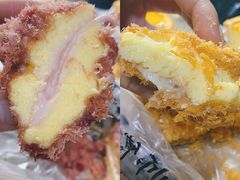 草莓风味酥松小贝-鲍师傅糕点(春熙路店)