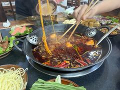 -重庆故事姊妹老火锅(财经学院店)