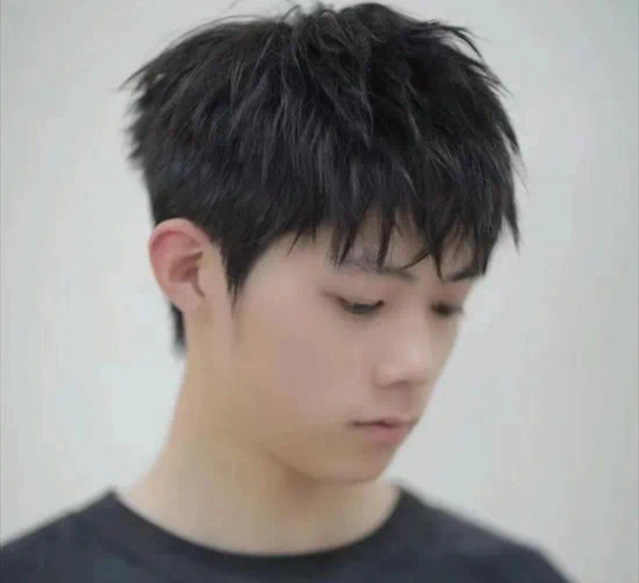 阳光男孩推荐发型