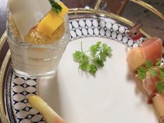 -卡普里披萨·牛扒·下午茶