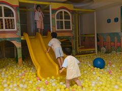 -碧中海汤泉汗蒸酒店