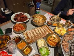 -草家酱蟹炭火烤肉店(珲春南路一店)