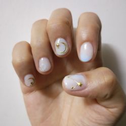 -一笔绣狂草美甲坊