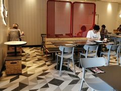 大堂-肯德基(芳和店)
