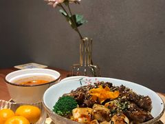 招牌全熟牛肋条饭-POKEE VIA&Brunch·维娅(重庆来福士店)