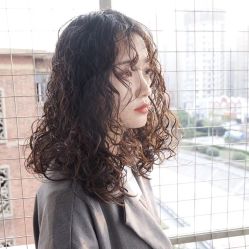 -AYO SALON