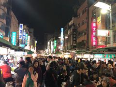 -六合夜市