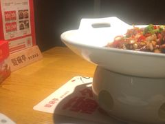-爱碗亭·鲜炒湖南菜(壹城中心店)