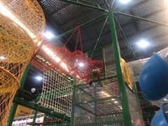 -超人空间竞技场·轰趴团建蹦床主题公园