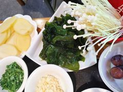 -潮火锅·麻辣牛肉火锅(观音桥方圆·LIVE店)