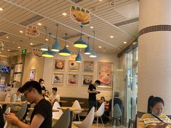 大堂-满记甜品(荟聚购物中心店)