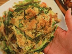 海鲜葱饼-富乐满韩国正宗炸鸡韩国料理(虹泉路店)