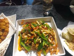 -泉味道贵州厨房(三里河店)