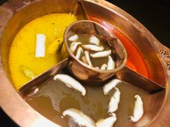 菌王奇香锅-滇釜火锅·能喝汤的火锅(车公庄店)