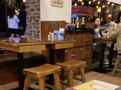 大堂-双燕楼·手工馄饨·汤面小吃(世纪汇店)