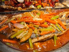 -鸣记脆皮烤鱼·海鲜烤鱼(三八广场店)