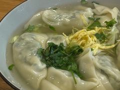 荠菜鲜肉汤馄饨-花悦豆香