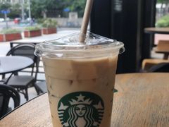 燕麦抹茶拿铁-星巴克臻选(上海中环广场2F店)