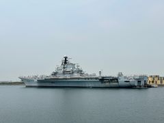 -泰达航母主题公园