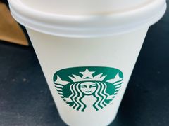 -星巴克(青岛火车北站候车大厅店)