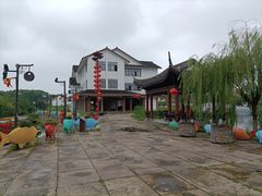 -丝绸小镇荻港古村