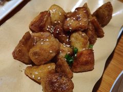 -诚铭记·虾仁汤包·成都小吃(融创店)