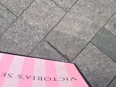 -Victoria's Secret(杭州湖滨银泰in77店)