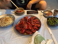 -巴厘龙虾·榜首油焖大虾(音乐学院·沿江酒馆店)